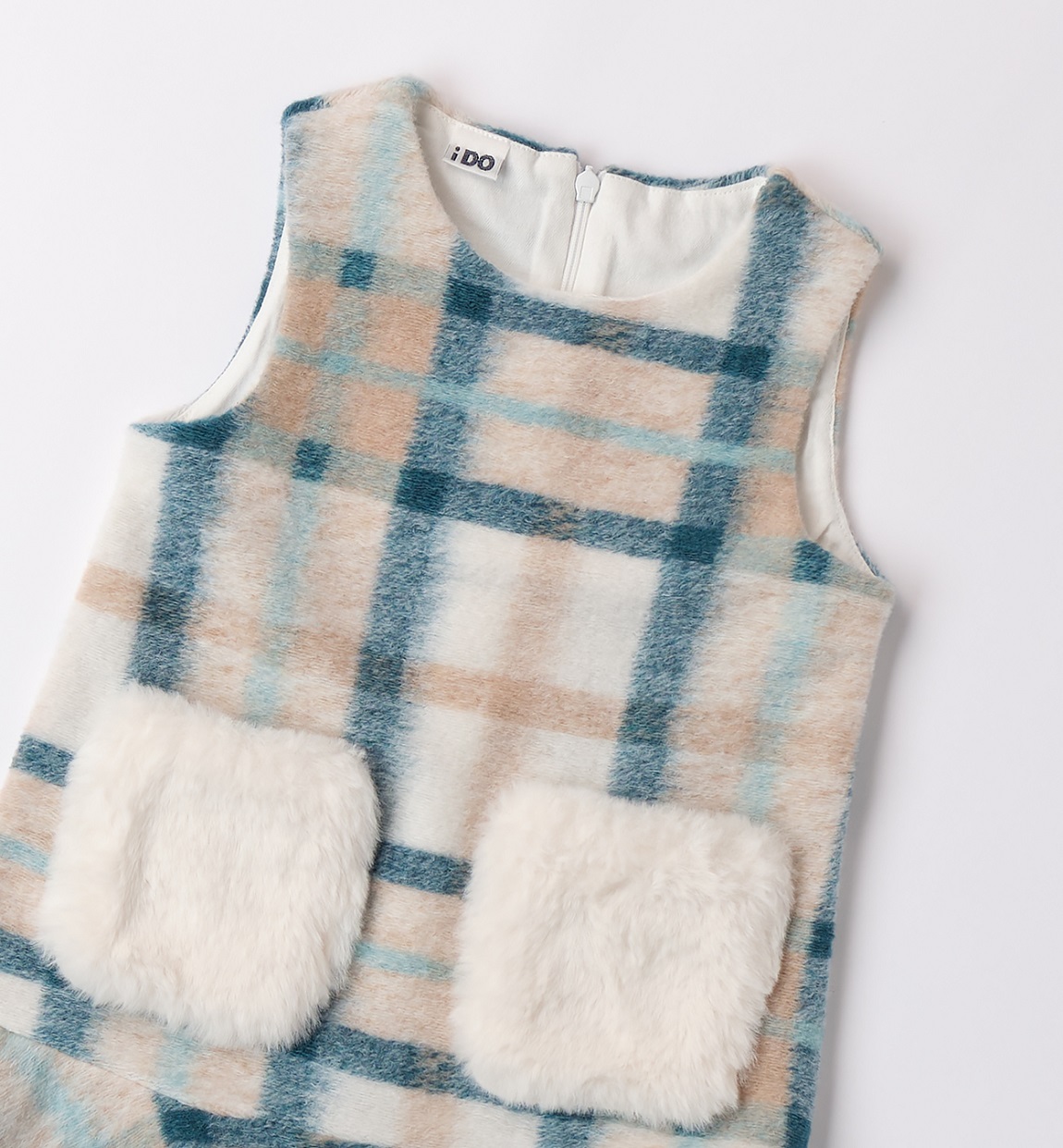 Платье в клетку без рукавов iDO
