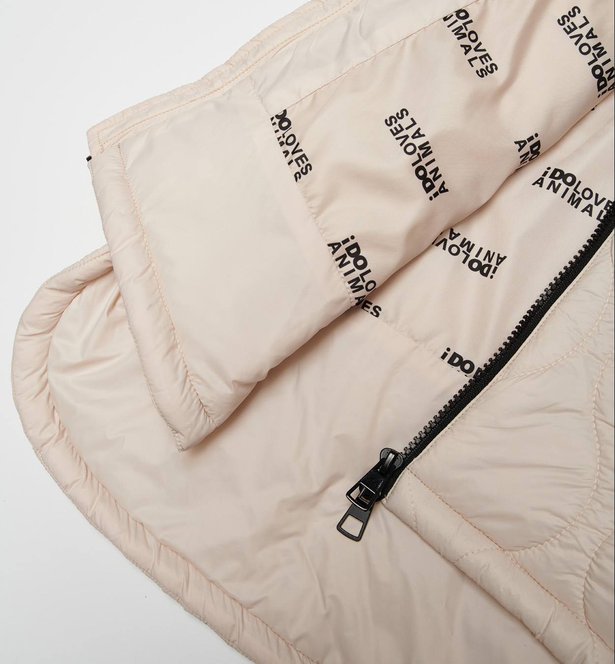 Стеганое пальто с капюшоном iDO